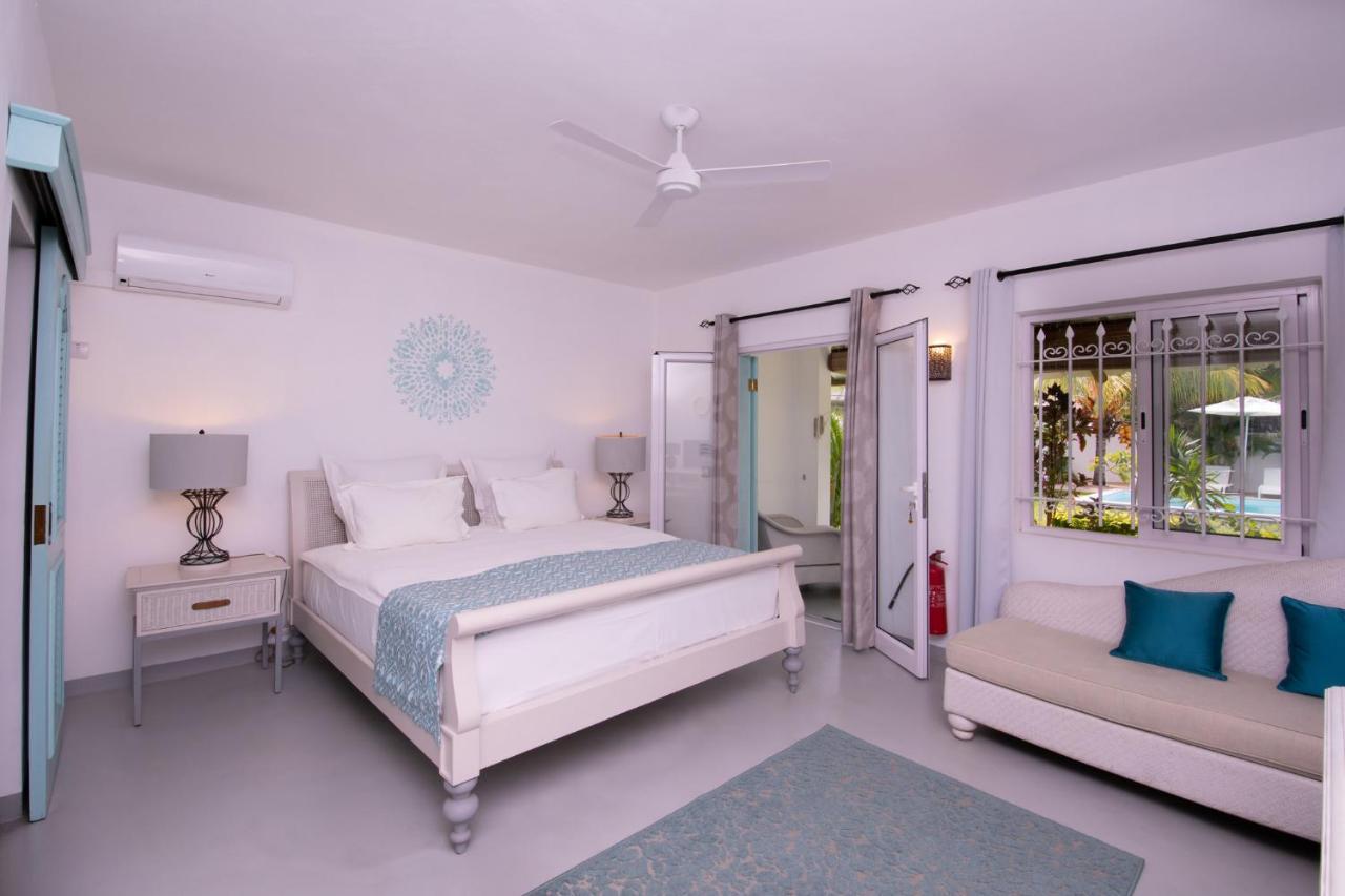 Le Mandala Moris Guesthouse Pointe Aux Canonniers Grand Baie Exterior foto