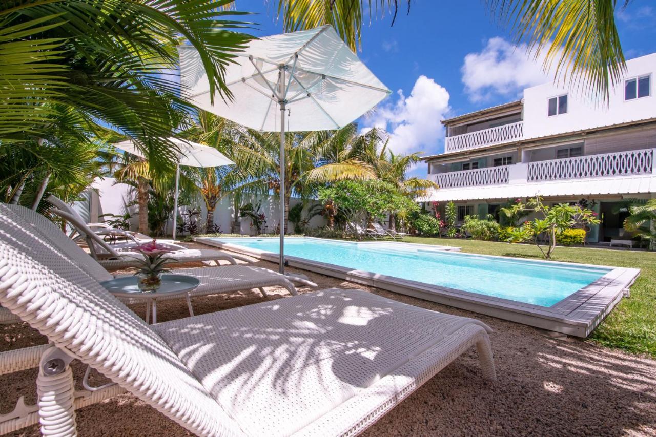 Le Mandala Moris Guesthouse Pointe Aux Canonniers Grand Baie Exterior foto