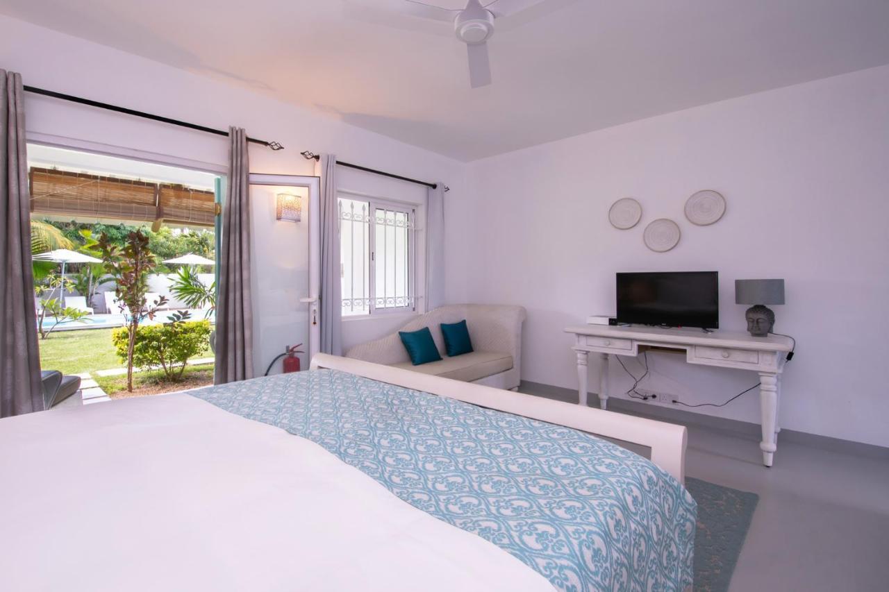 Le Mandala Moris Guesthouse Pointe Aux Canonniers Grand Baie Exterior foto