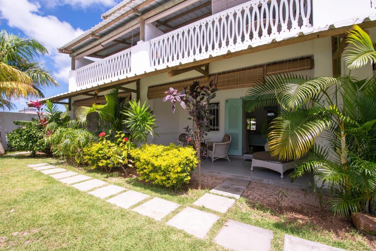 Le Mandala Moris Guesthouse Pointe Aux Canonniers Grand Baie Exterior foto