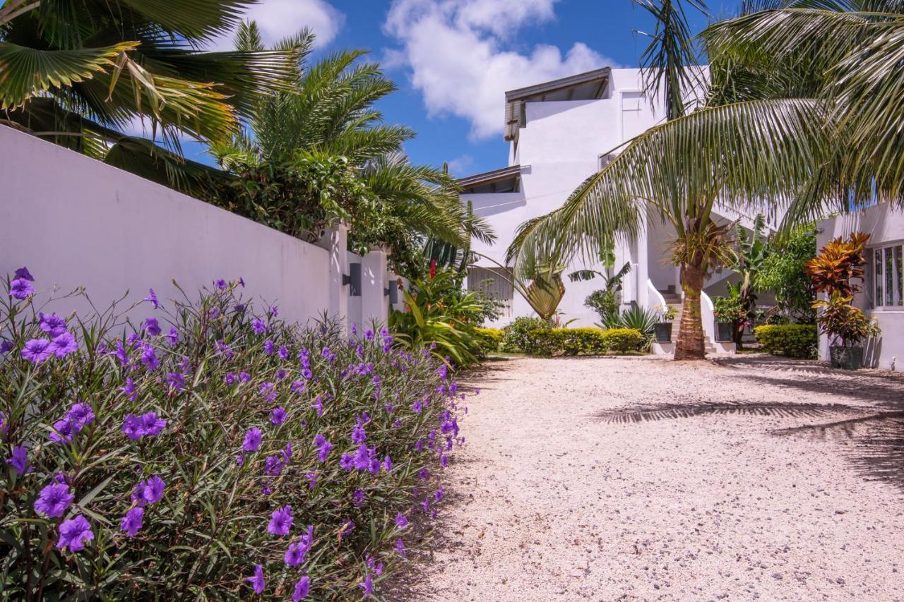 Le Mandala Moris Guesthouse Pointe Aux Canonniers Grand Baie Exterior foto