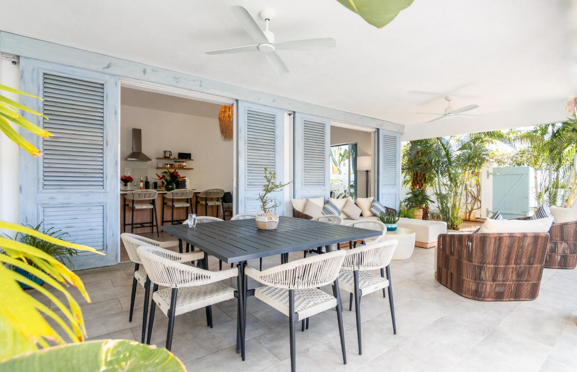 Le Mandala Moris Guesthouse Pointe Aux Canonniers Grand Baie Exterior foto