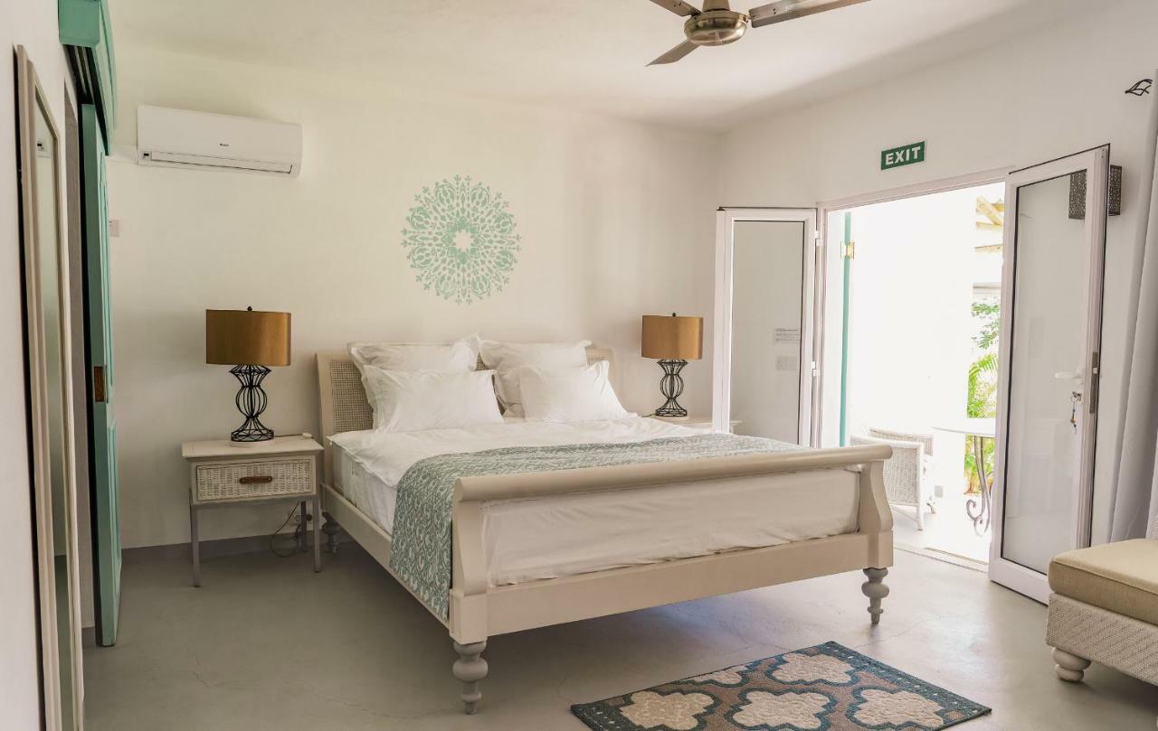 Le Mandala Moris Guesthouse Pointe Aux Canonniers Grand Baie Exterior foto